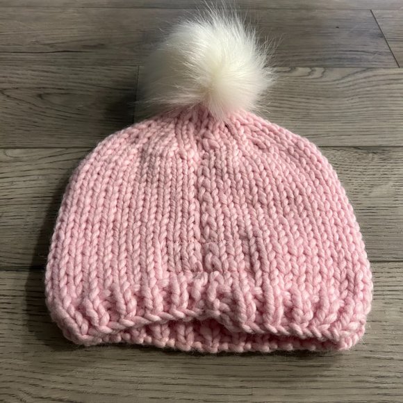 New GOGO Sweaters Pink Heart Toque Beanie Hat w/ Pom Pom  display picture 1